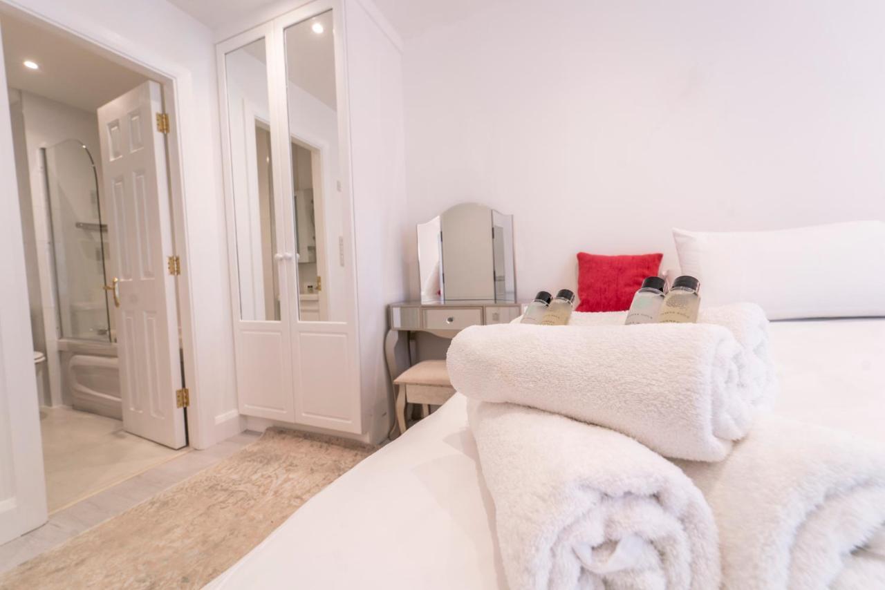 Luxurious Seaside Apartment Galway Eksteriør bilde