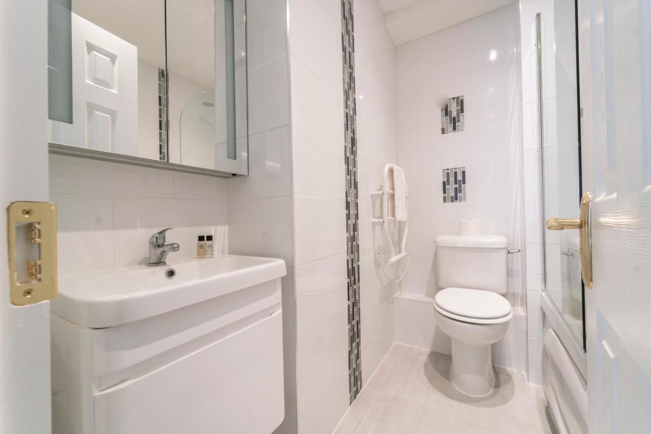 Luxurious Seaside Apartment Galway Eksteriør bilde